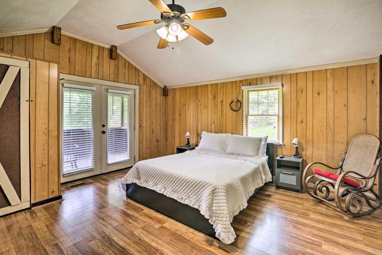 1950S Serenity Pond Cabin With View Peace And Quiet! Talladega Extérieur photo