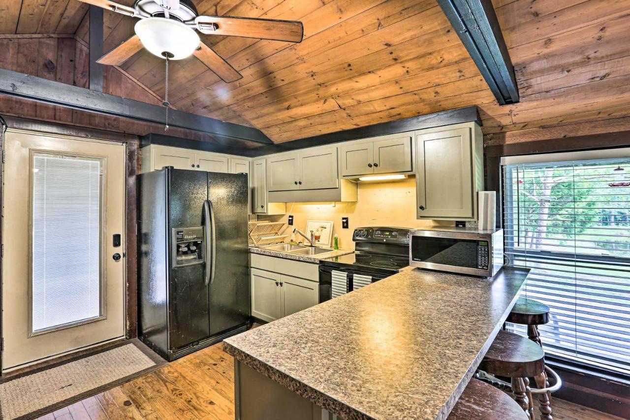 1950S Serenity Pond Cabin With View Peace And Quiet! Talladega Extérieur photo